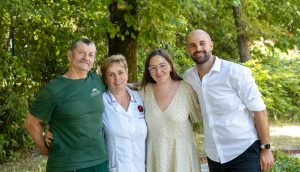 Öregdiák találkozó a világ két végén